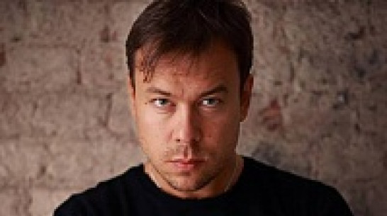 В Воронеж приедет популярный дизайнер, который шил наряды для Наоми Кэмпбелл, Мадонны, Шер, но отказал Пугачевой