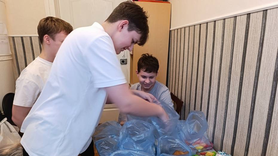 В Грибановке соберут новогодние наборы для участников СВО