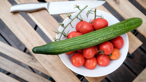 В Воронежской области выросли цены на огурцы и помидоры