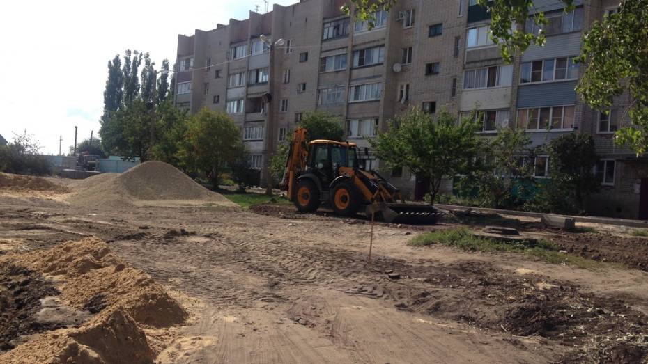 В Семилуках на благоустройство двух дворов потратят 7 млн рублей