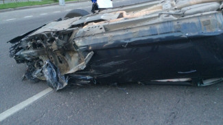 В Воронеже «Газель» и иномарка перевернулись на Московском проспекте