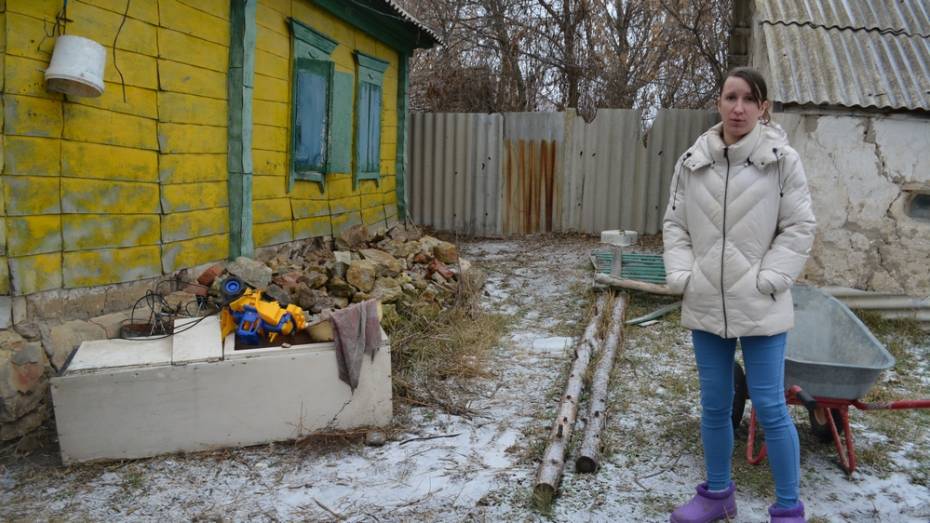 Многодетная мать из Воробьевского района, воспитывающая ребенка с ДЦП, попросила о помощи