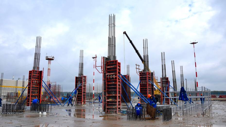 Начался монтаж вертикальных конструкций нового терминала воронежского аэропорта