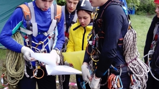 Подгоренские школьники победили в областных соревнованиях по спортивному туризму