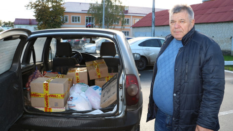 В панинском селе Верхняя Катуховка собрали гуманитарную помощь мобилизованным землякам