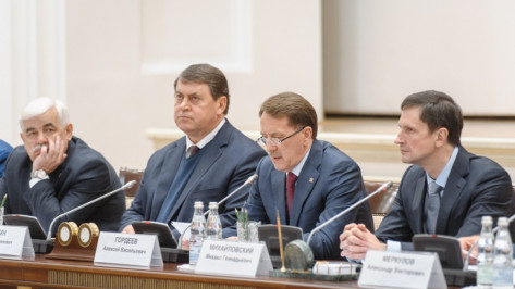 В Воронеже обсудили работу с обращениями граждан