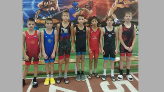 Борцы из Борисоглебска завоевали 3 «бронзы» на всероссийском турнире