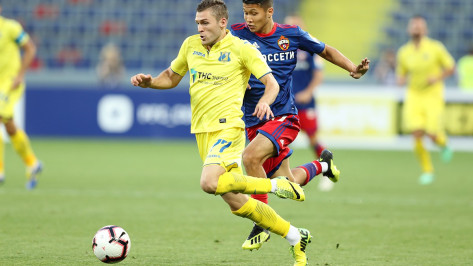 Воронежский футболист Дмитрий Скопинцев сделал голевой пас в матче Премьер-лиги