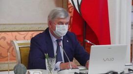 Воронежский губернатор предложил премировать коллективы с 50% привившихся от ковида