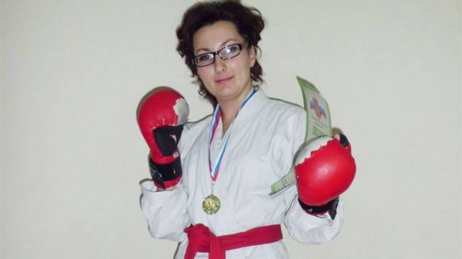 Хохольская спортсменка взяла «золото» в областном турнире по рукопашному бою