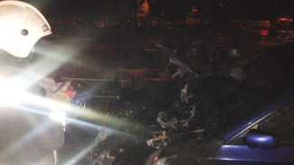 Неизвестные подожгли BMW в Северном микрорайоне Воронежа
