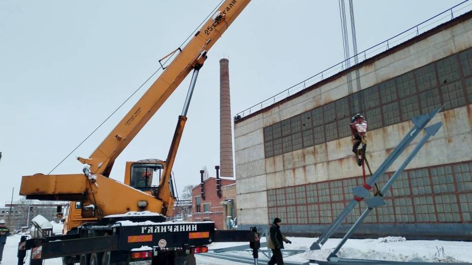 Власти прокомментировали жалобы воронежцев на выброс пыли с завода в Семилуках