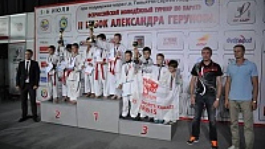 Воронежские каратисты выиграли 6 медалей на всероссийском турнире