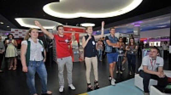 На IT–форуме воронежцы протестировали новую службу спасения и сайт «Мои документы»