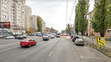 В Воронеже запретили остановку машин на улице 20-летия Октября