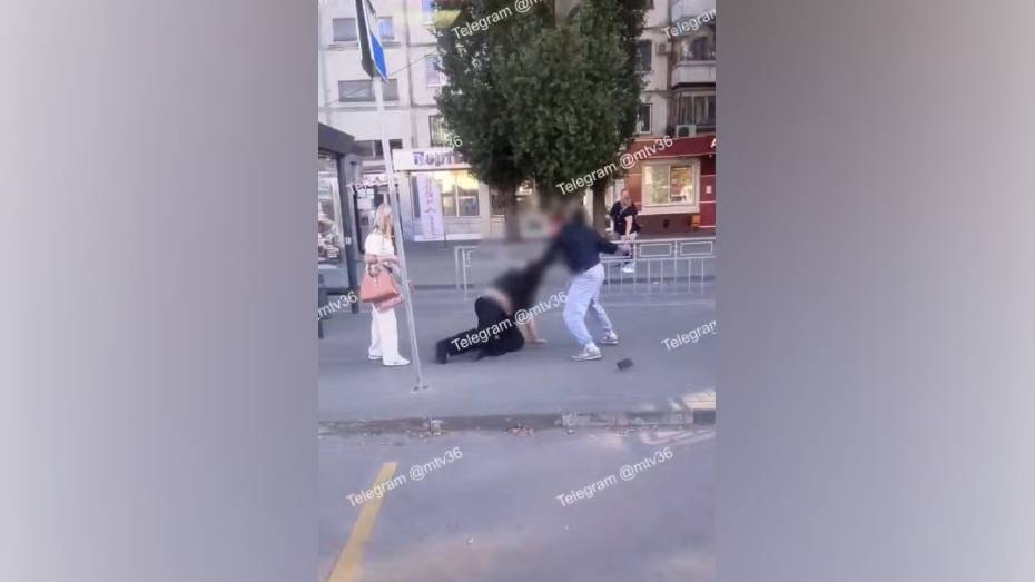 Воронежцы сообщили о драке водителя автобуса с пассажиром