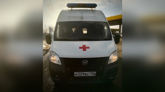 Пьяный пациент с травмой головы разбил машину скорой помощи в Воронежской области