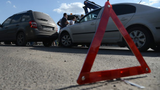 В Воронеже сняли на видео массовое ДТП на мосту на улице 9 Января