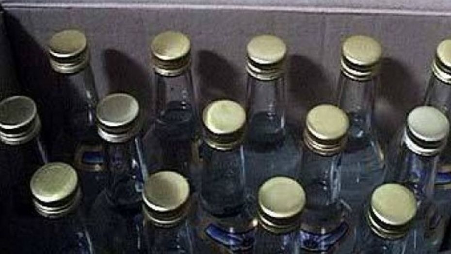 Жительница Нижнедевицкого района заплатит 30 тысяч рублей за торговлю контрафактным алкоголем