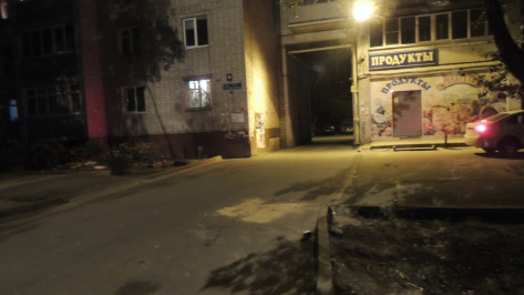 Предполагаемый убийца семьи под Воронежем порезал сотрудницу прокуратуры 