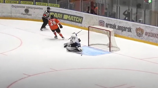 Воронежский «Буран» в упорной борьбе уступил «Ермаку»