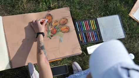 Воронежским художникам предложили поучаствовать в конкурсе летних скетчей