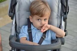 Родители мальчика из Воронежа, получившего укол за 155 млн, рассказали о состоянии сына
