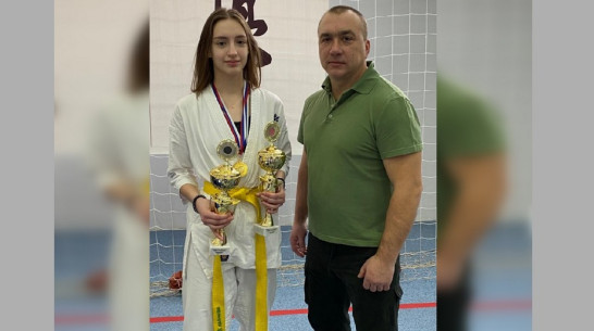 Поворинская каратистка выиграла 2 «золота» на межрегиональном турнире «Кубок Сталинграда»
