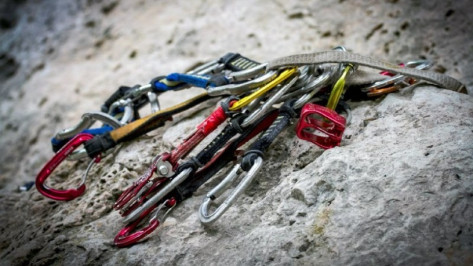 В Воронеже на тренировке по скалолазанию 16-летний мальчик упал с 6-метровой высоты