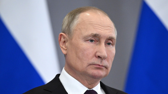 Владимир Путин объявил о введении военного положения в 4 субъектах РФ