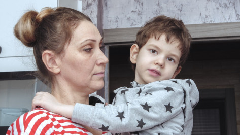 «Надеемся, приступы уйдут». Пятилетний воронежец Саша Чирков страдает от эпилепсии
