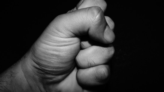 После драки воронежского тренера с воспитанником возбуждено уголовное дело