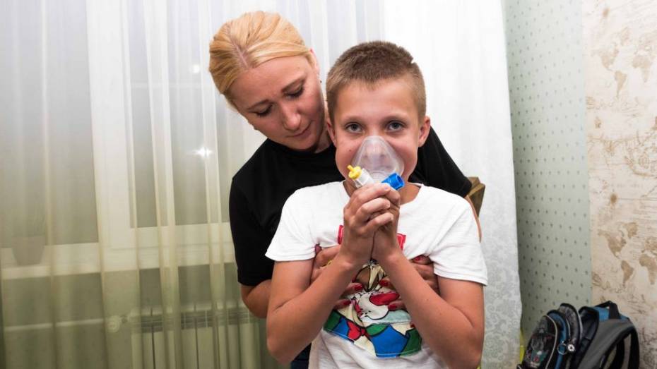 В Воронежской области родители 10-летнего мальчика с редким заболеванием попросили о помощи