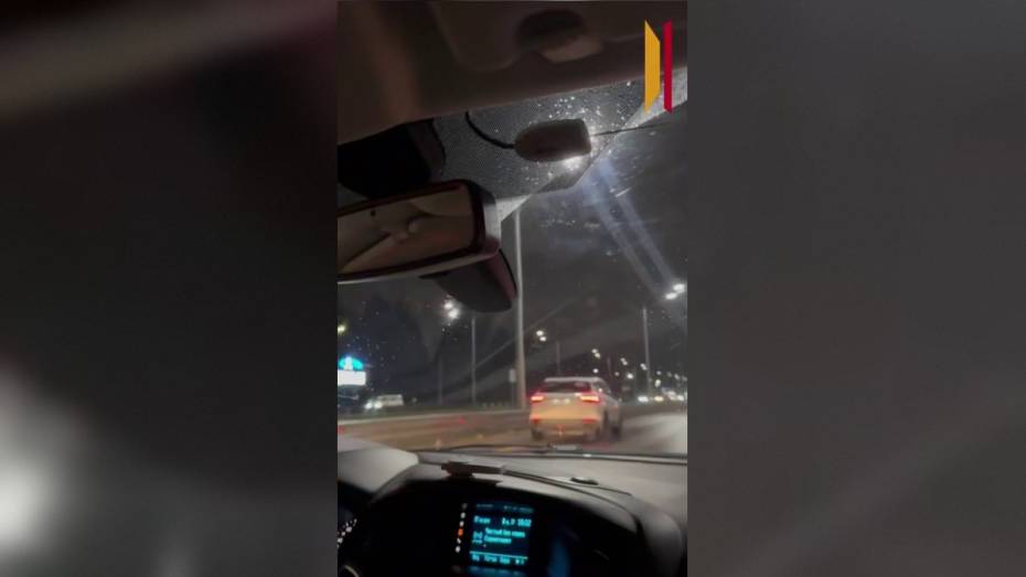 Пробка длиной 3 км сковала Московский проспект в Воронеже вечером 20 октября