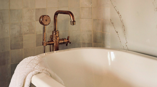 Часть Коминтерновского района Воронежа осталась без горячей воды из-за аварии