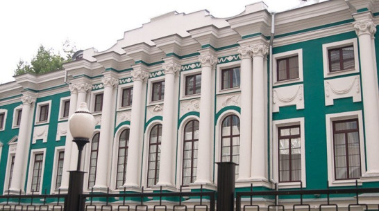 Воронежский музей им. Крамского выставит первую в мире почтовую марку