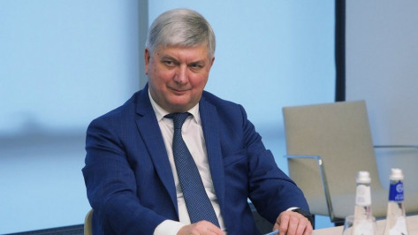 Губернатор Александр Гусев: плата за вывоз мусора в Воронежской области не вырастет в 2023 году