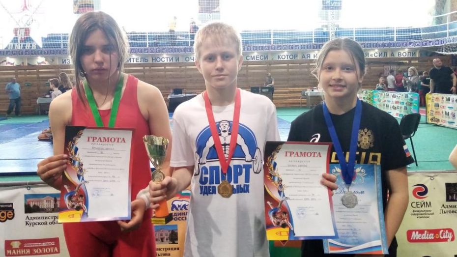 Эртильский спортсмен выиграл «золото» открытого первенства по вольной борьбе