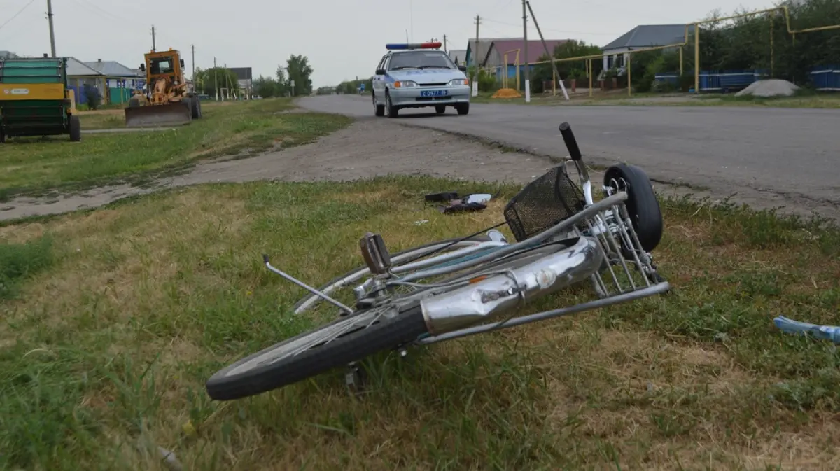 В Воробьевском районе автоледи сбила велосипедистку