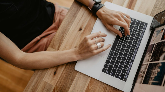 В Воронеже руководитель отдела продаж перечислила более 1,8 млн рублей мошенникам