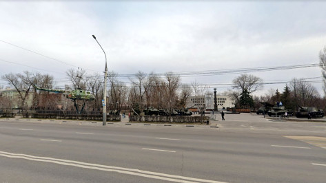 В Воронеже 15 апреля на 7 часов запретят парковку возле парка Патриотов