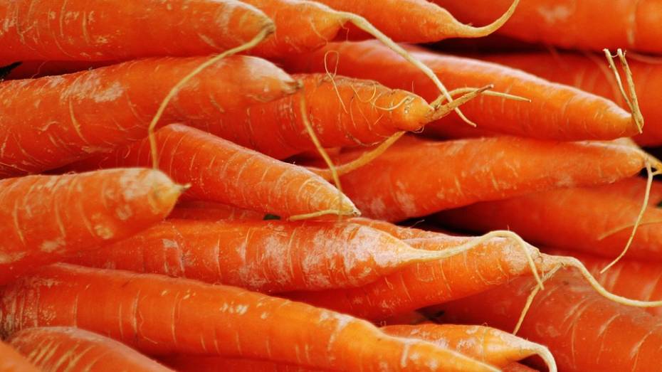 В Воронежской области женщина передала зэку сим-карту в моркови