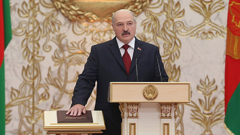 Александр Лукашенко в пятый раз вступил в должность президента Белоруссии
