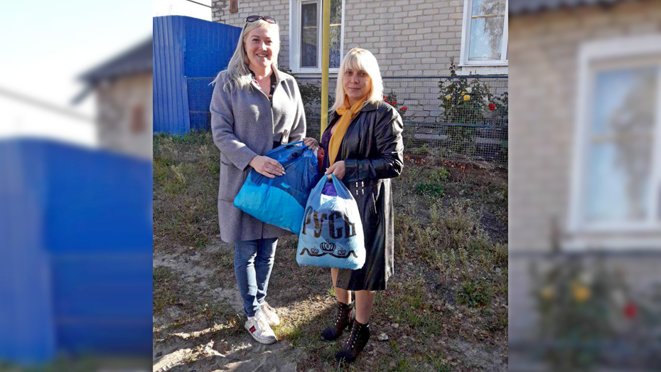 Жители из репьевского села Краснолипье открыли пункт приема вещей нуждающимся