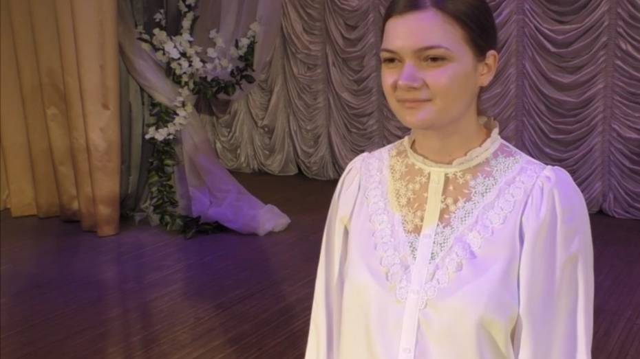 Воробьевская школьница стала лауреатом межмуниципального онлайн-конкурса чтецов