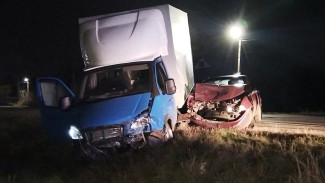 В Воронежской области водитель «Газели» врезался в Daewoo Nexia: пострадали три человека