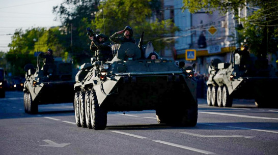 В Воронеже прошла генеральная репетиция Парада Победы (ОНЛАЙН-ТРАНСЛЯЦИЯ)