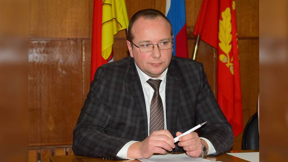 В Грибановском районе глава администрации досрочно сложил полномочия