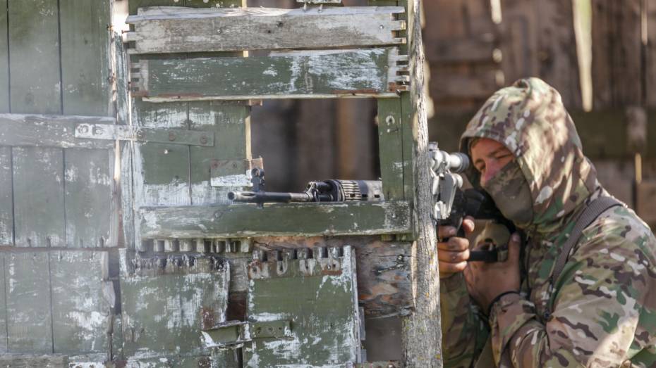 В Воронежской области по уникальной методике обучили 150 снайперов