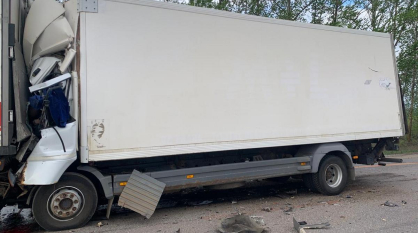 Под Воронежем водитель погиб в раздавленной кабине грузовика
